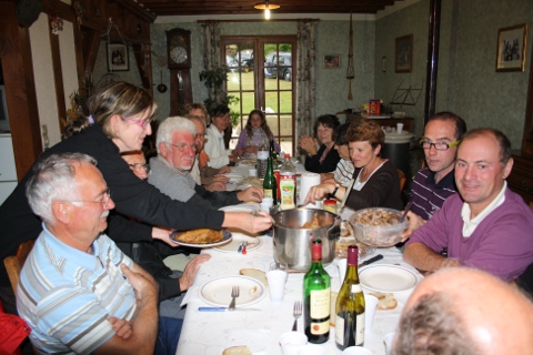 chez Annick et Thierry dernier repas en commun.jpg